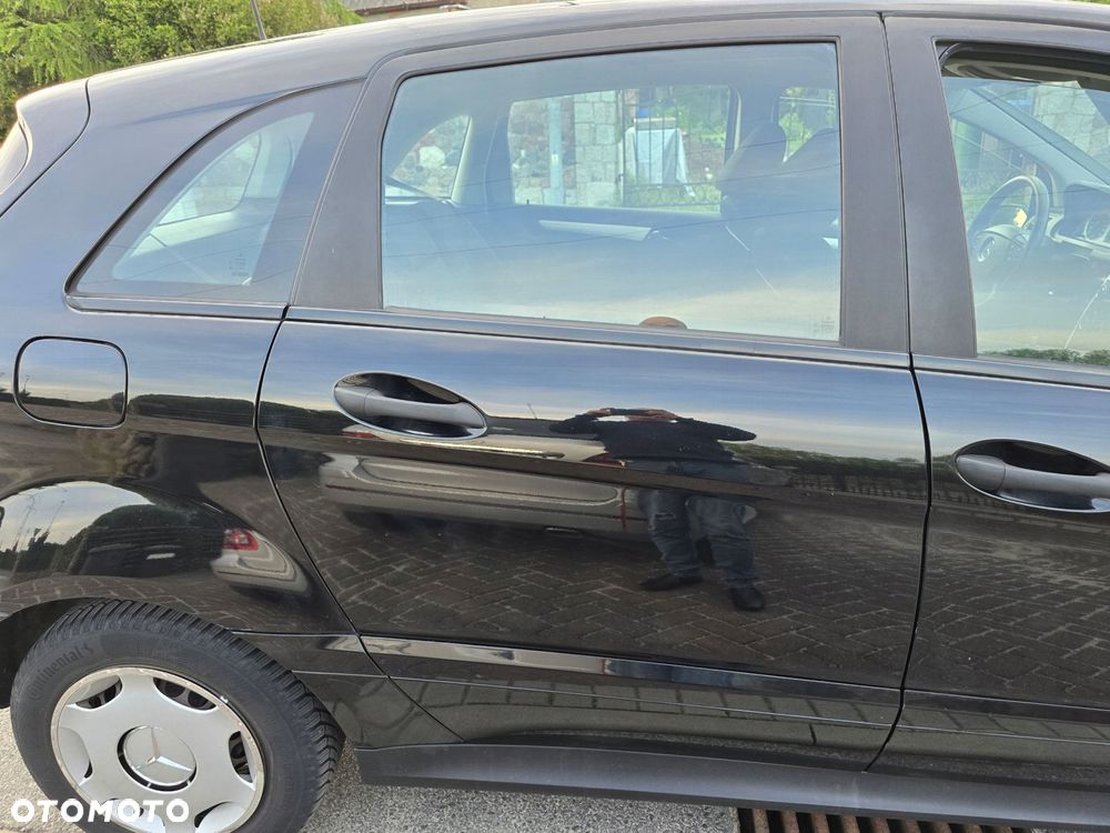 MERCEDES W245 PRAWE TYLNE DRZWI KOLOR 696 W ORYGINALE DO MONTAŻU IGŁA - 1