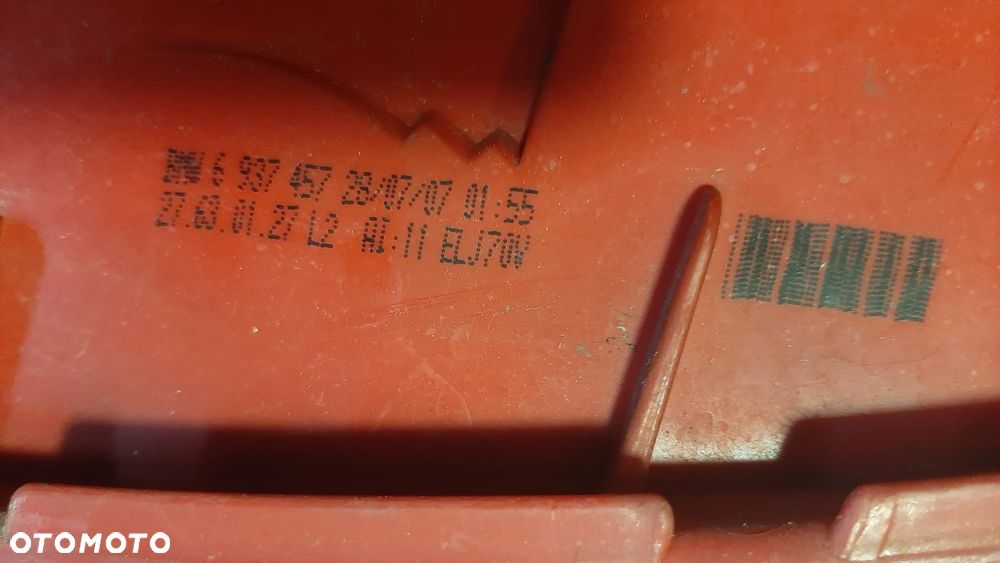 Lampa tył BMW E90 prawa lub lewa  6937457[8] - 3
