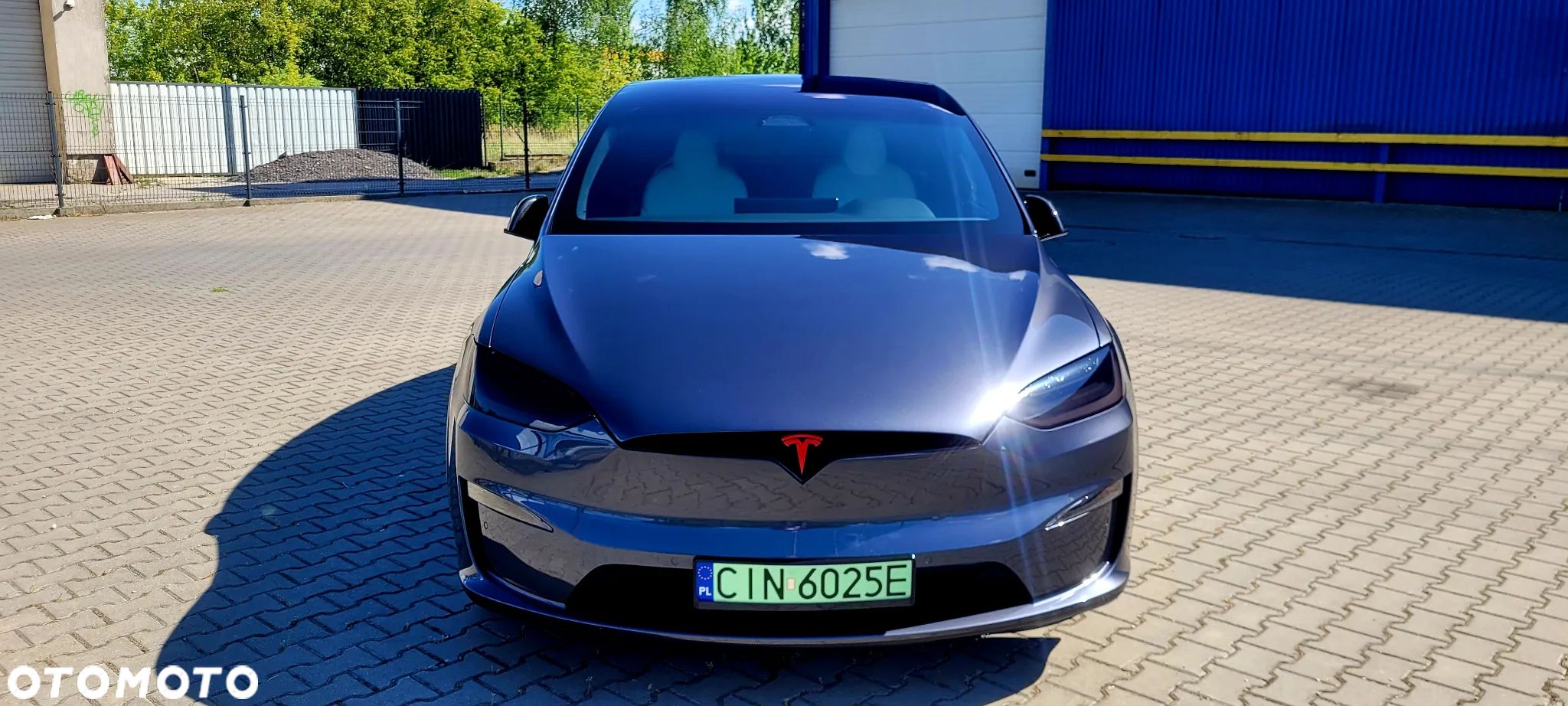 Tesla Model X Plaid - 1