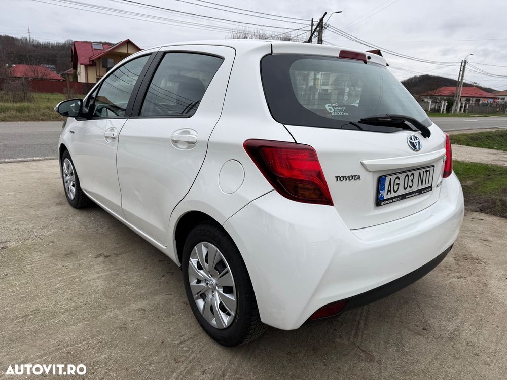 Toyota Yaris 1.5 VVT-i HSD Eco - 5