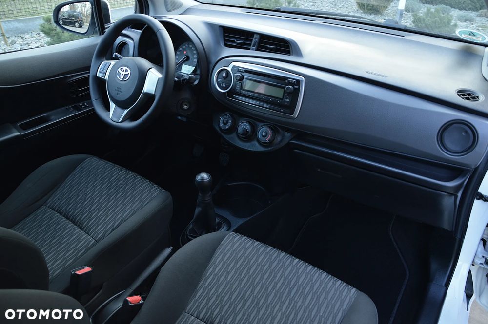 Toyota Yaris 1.0 Entry - 11