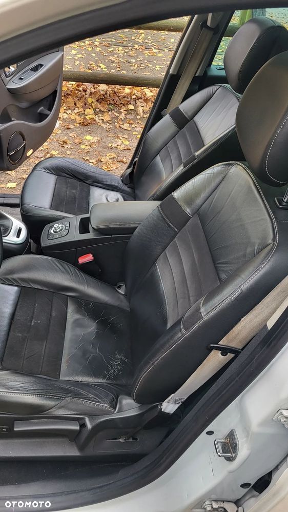 Renault Scenic dCi 160 Bose Edition - 6