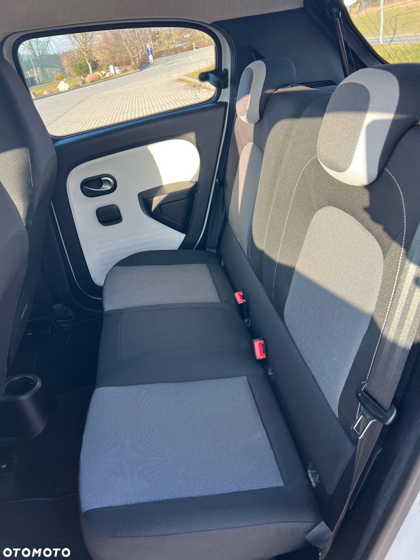 Renault Twingo SCe 70 Expression - 12
