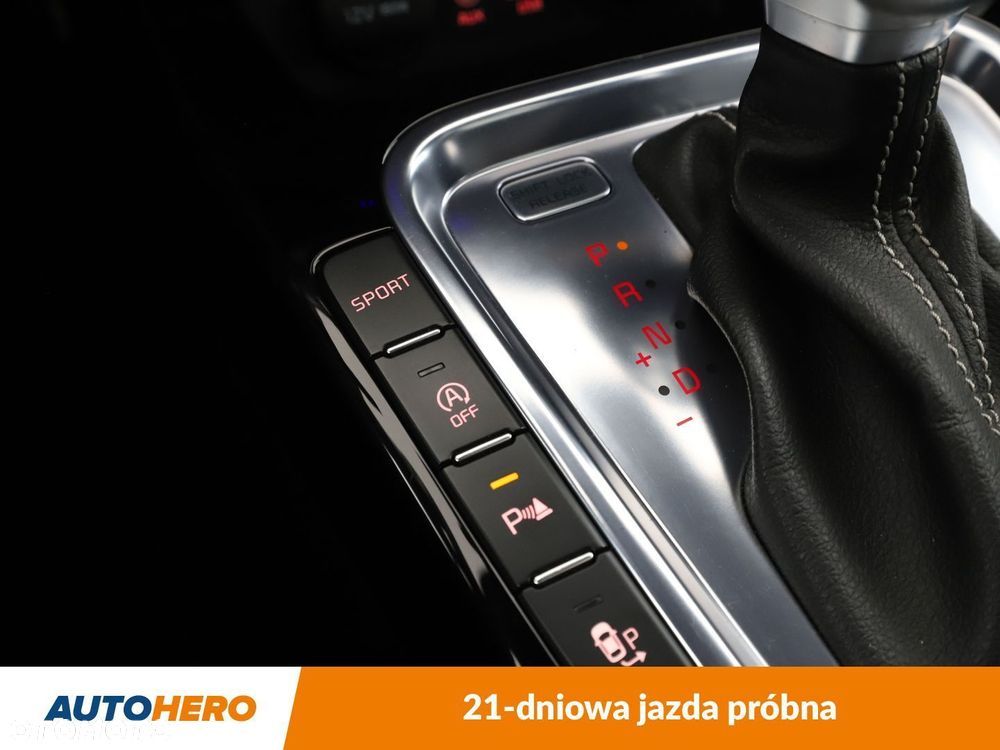 Kia ProCeed - 27