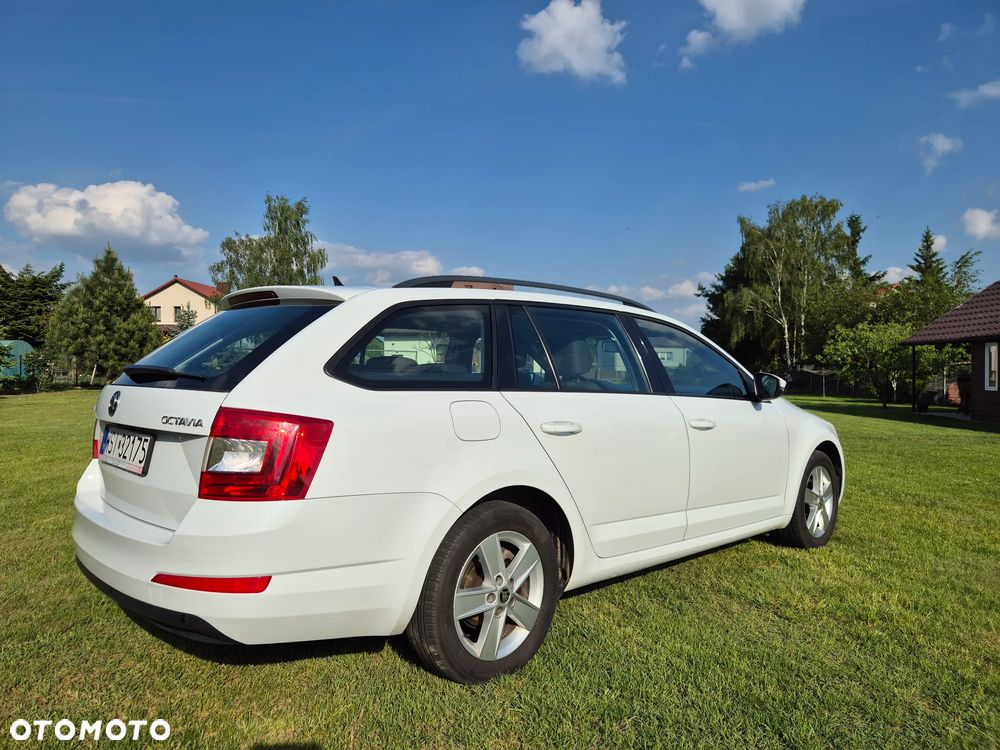 Skoda Octavia 1.6 TDI Ambition - 3