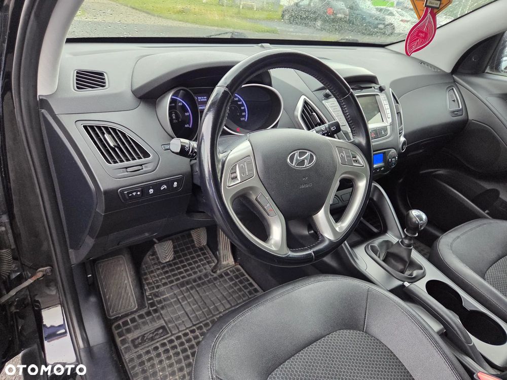 Hyundai ix35 1.7 CRDi 2WD blue Finale - 12