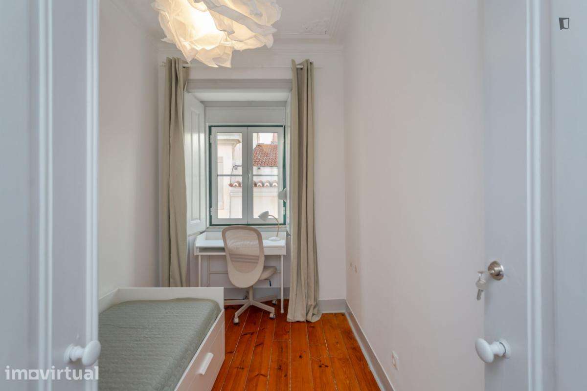 Quarto - localizado em Avenida da Liberdade Lisbon - Grande imagem: 5/15