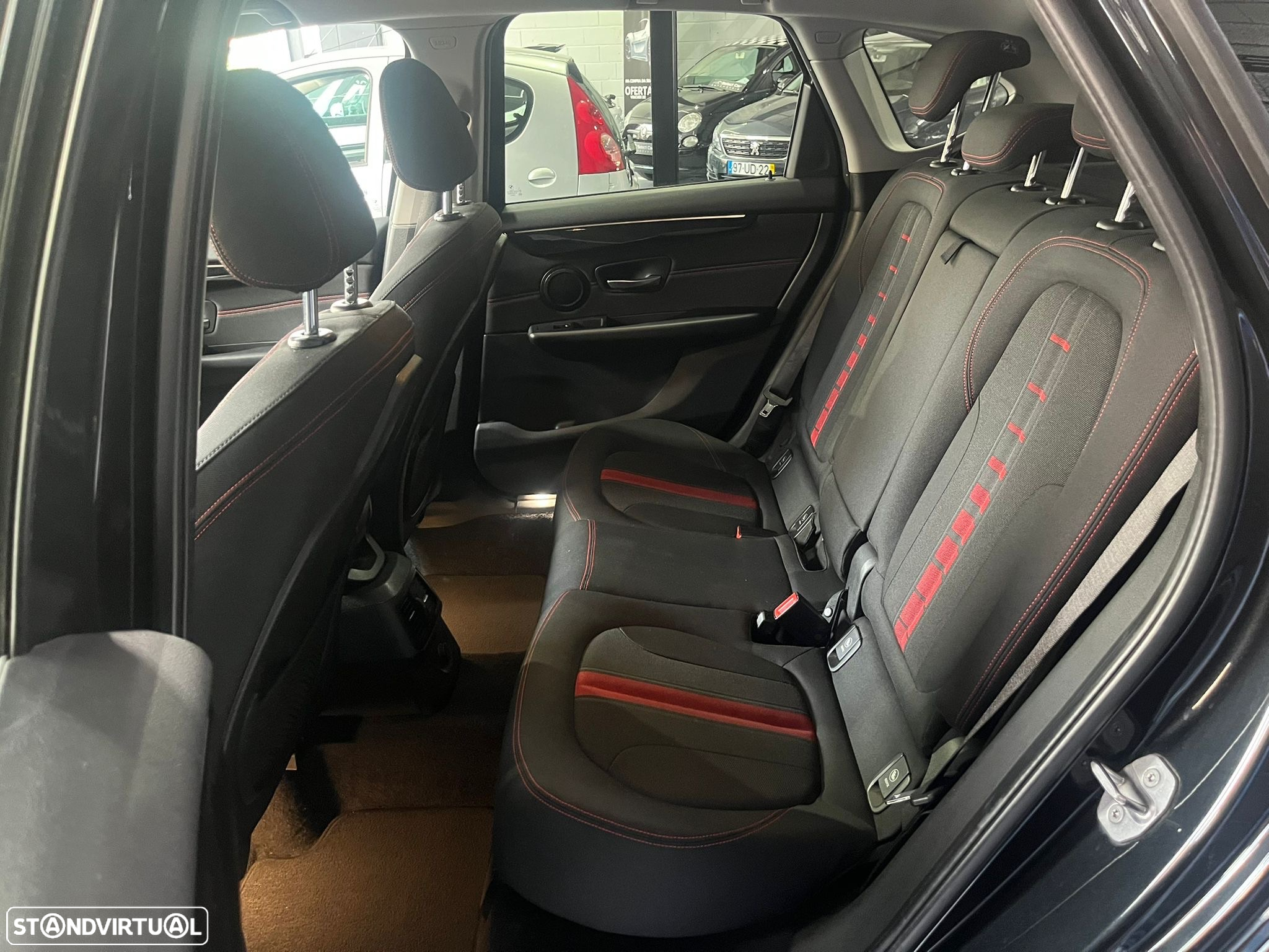 BMW 216 Active Tourer d Line Sport - 13
