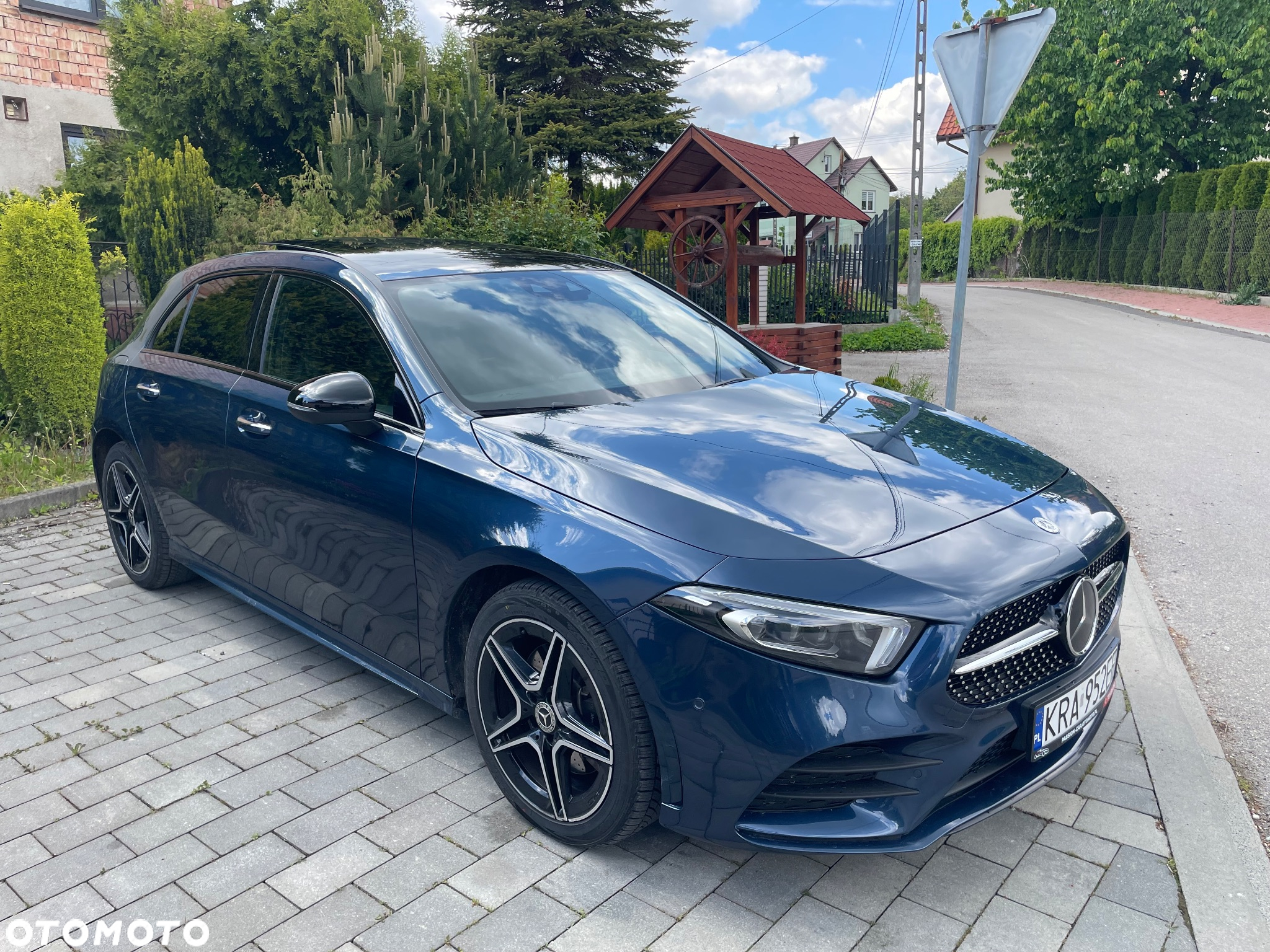 Mercedes-Benz Klasa A 250 E AMG Line 8G-DCT - 5