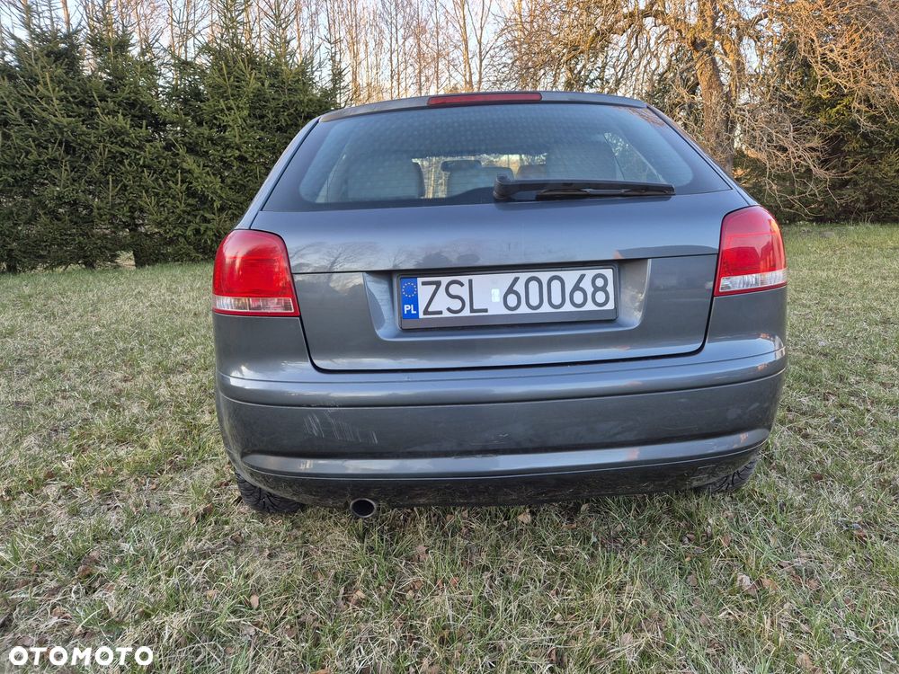 Audi A3 3-drzwiowe 1.6 Ambiente - 5