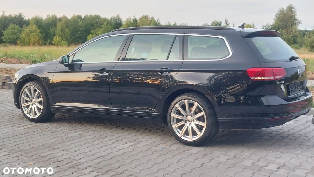 Volkswagen Passat - 16