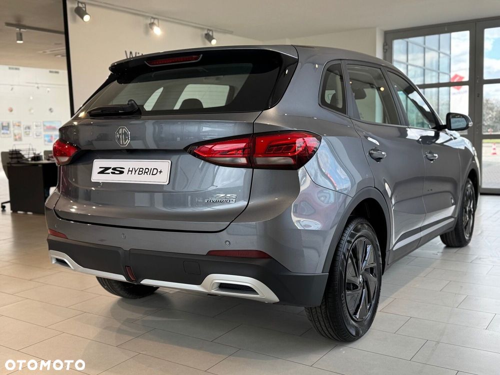 MG ZS Hybrid+ - 5