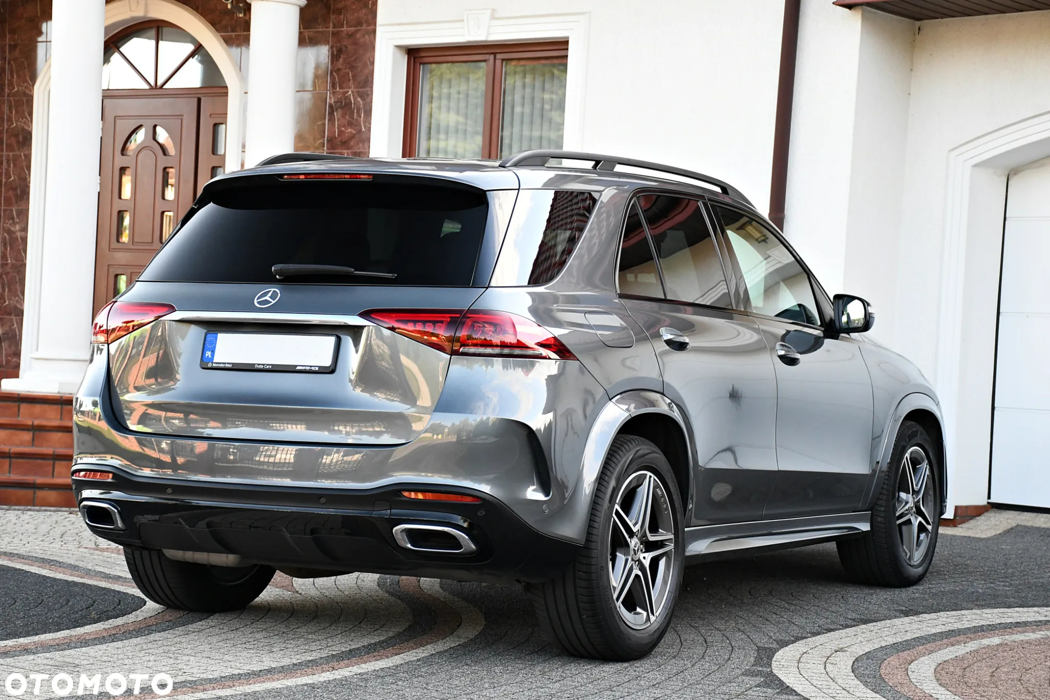 Mercedes-Benz GLE 300 d 4-Matic - 12