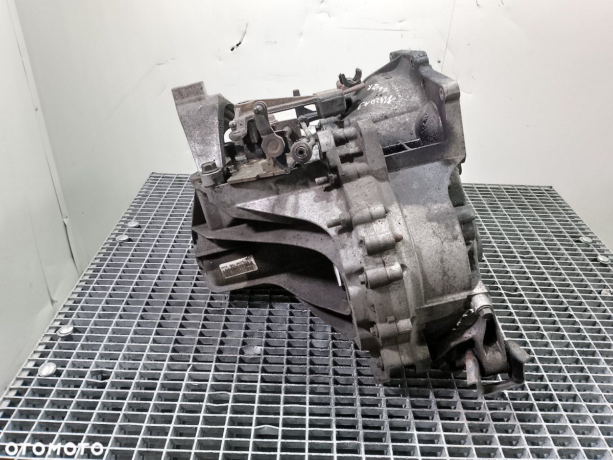 SKRZYNIA BIEGÓW MANUALNA MAZDA 3 3M5R7002  8MR-7F096-YF 1.6 CITD - 1