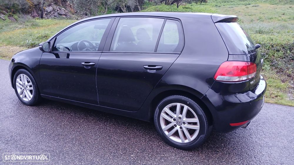 VW Golf 2.0 TDi BlueMotion Confortline - 7