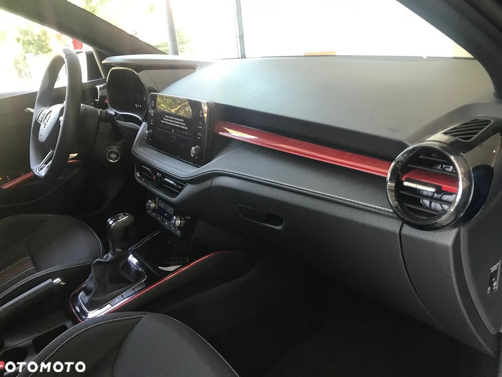 Skoda Fabia 1.0 TSI Monte Carlo DSG - 11