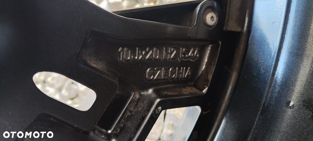 P05 Felga BMW G60 G61 10x20et46 5a324E9 - 5