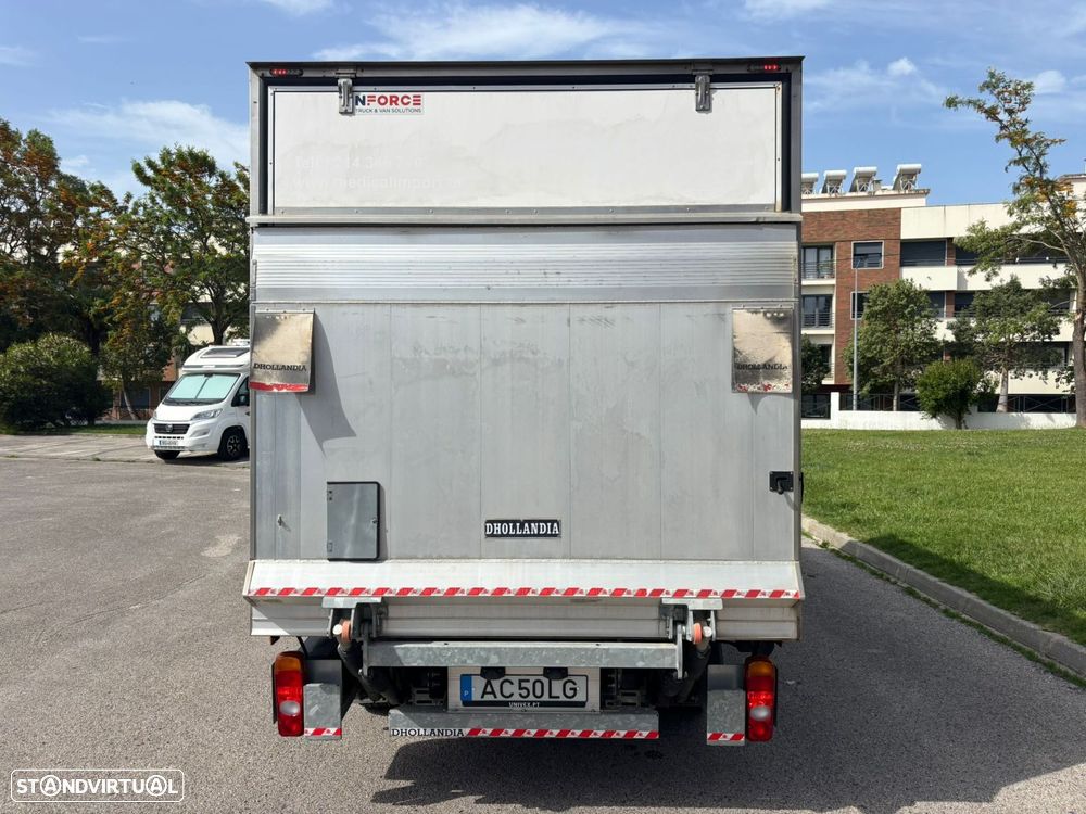 Mitsubishi Canter FUSO 3C15 CONTENTOR COM PLATAFORMA 1.000Kg - 15