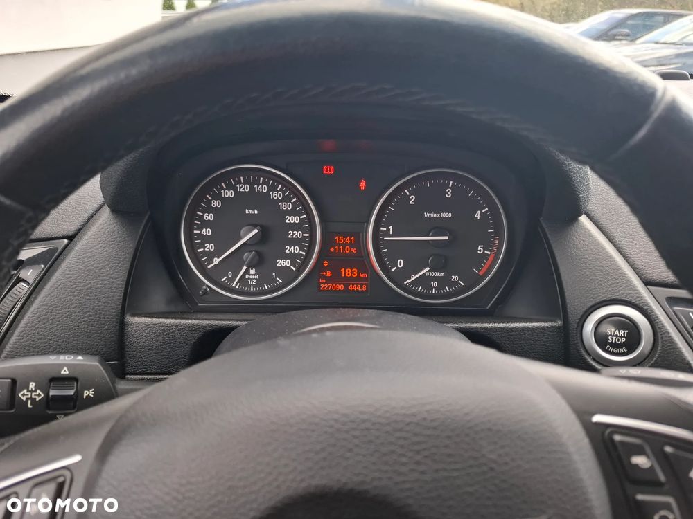 BMW X1 sDrive16d xLine - 15