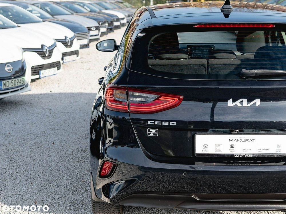 Kia Ceed 1.5 T-GDI M DCT - 11