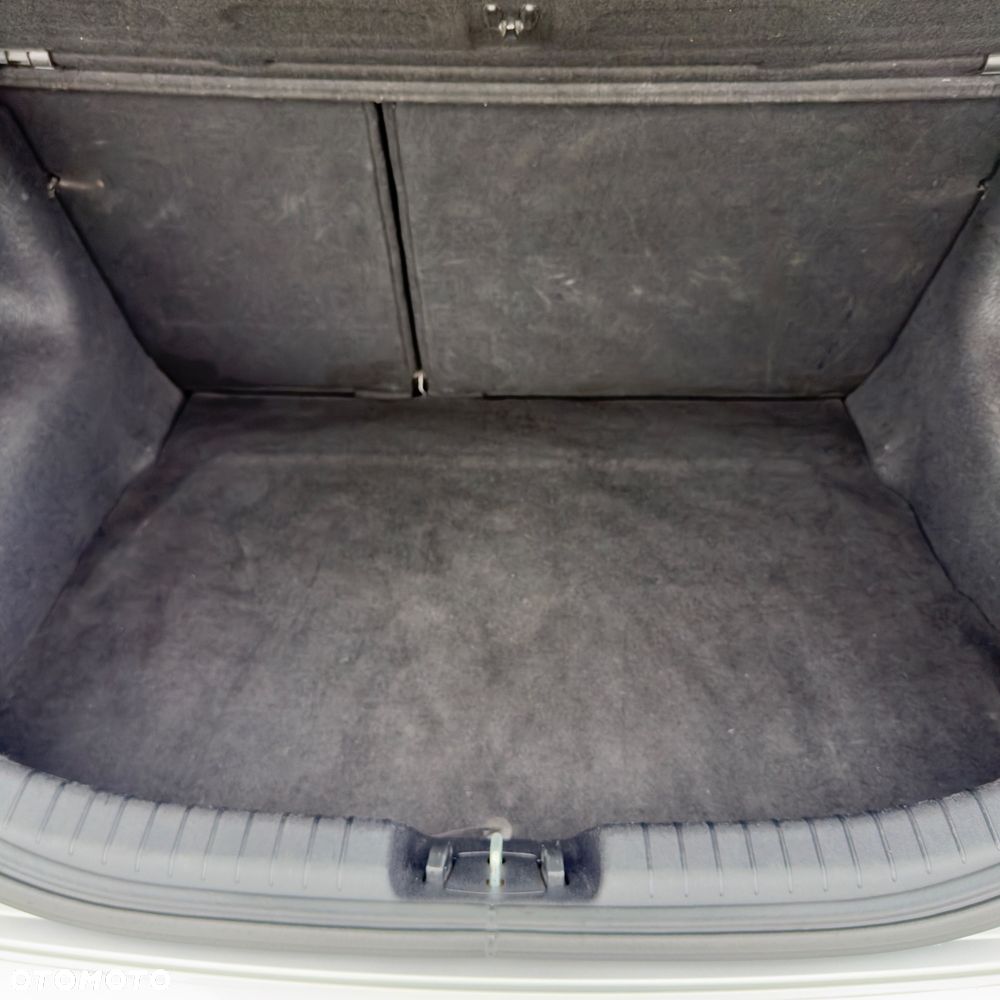 Kia Ceed 1.4 CVVT Attract - 16