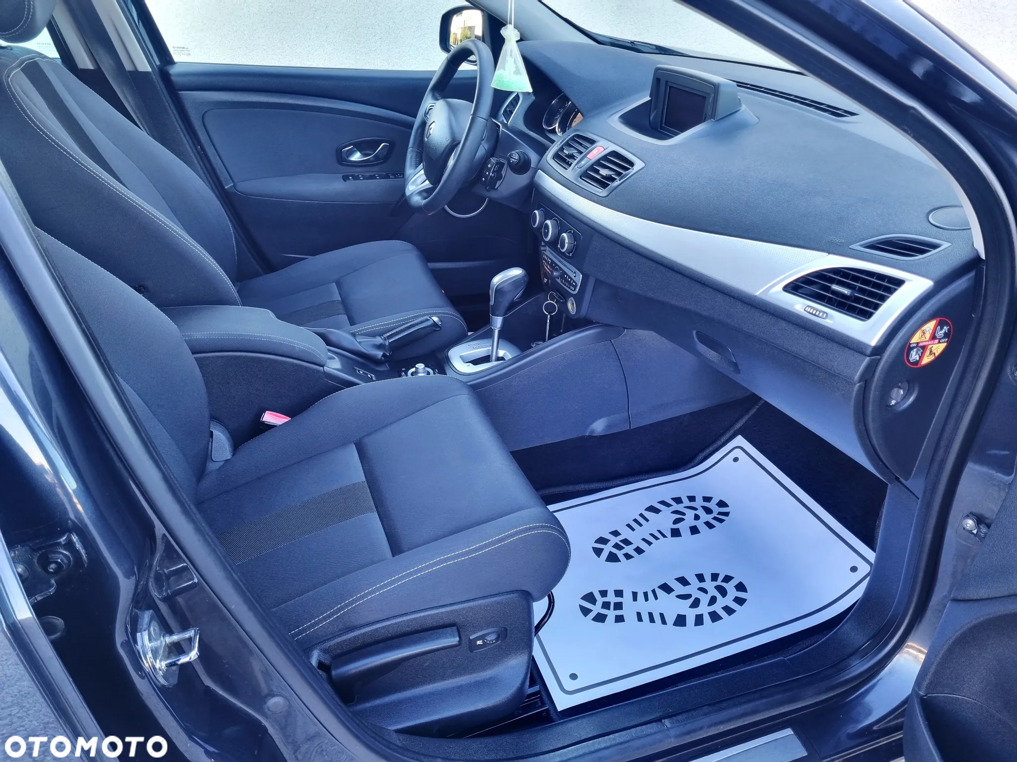 Renault Megane Grandtour 2.0 140 CVT Dynamique - 8