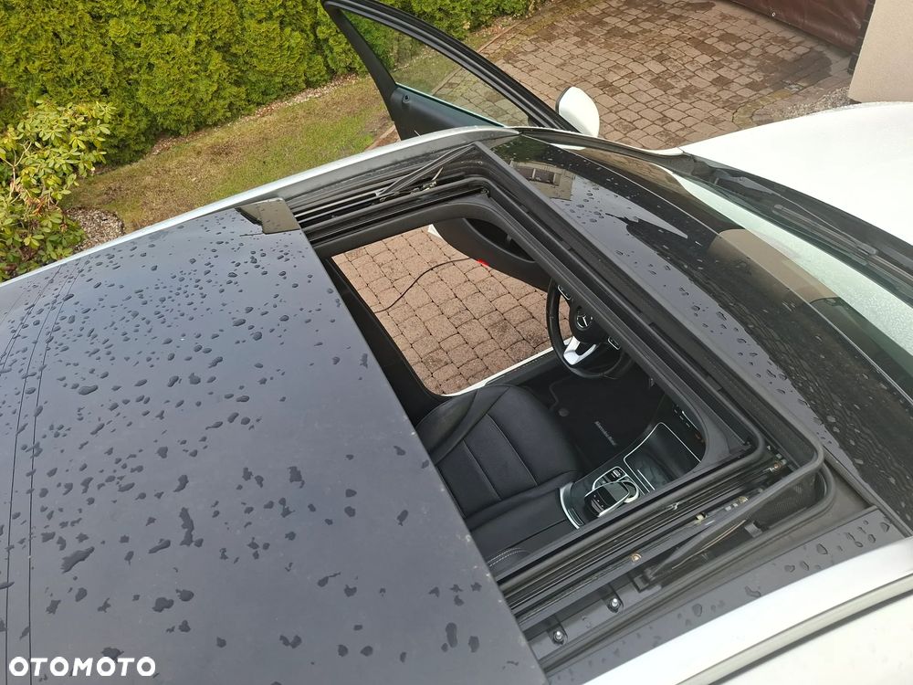 Mercedes-Benz GLC 300 4Matic 9G-TRONIC - 9