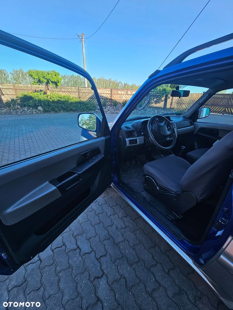Mitsubishi Pajero Pinin 1.8 - 6