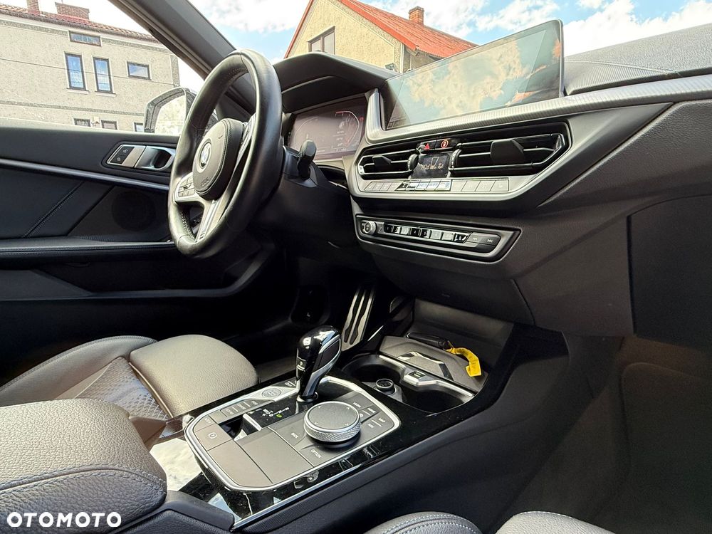 BMW Seria 1 118i M Sport - 25
