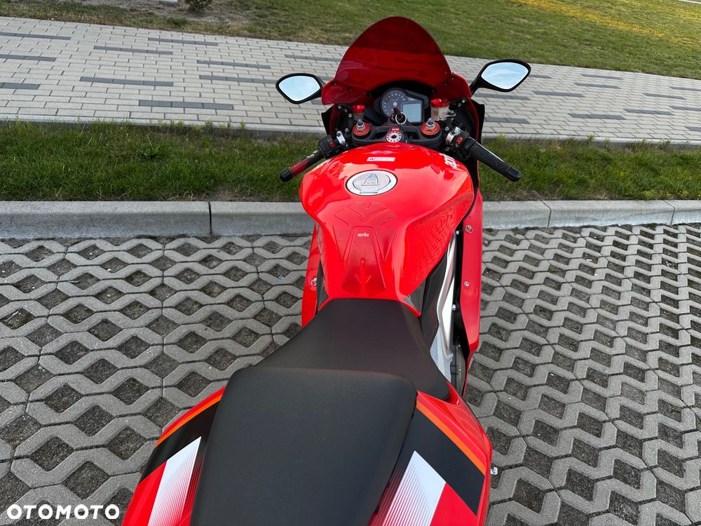 Aprilia RSV - 27