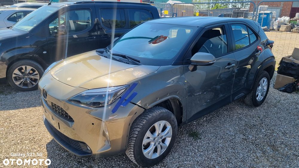 Toyota Yaris Cross Hybrid 1.5 Comfort - 17
