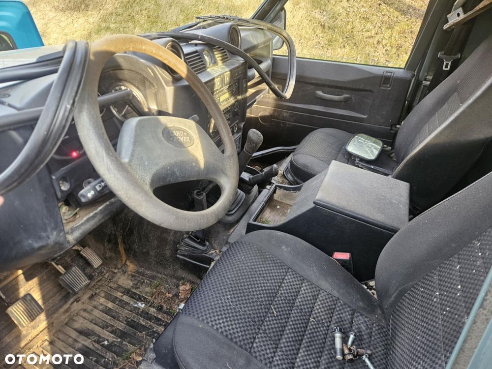 Land Rover Defender 90 Edition - 11