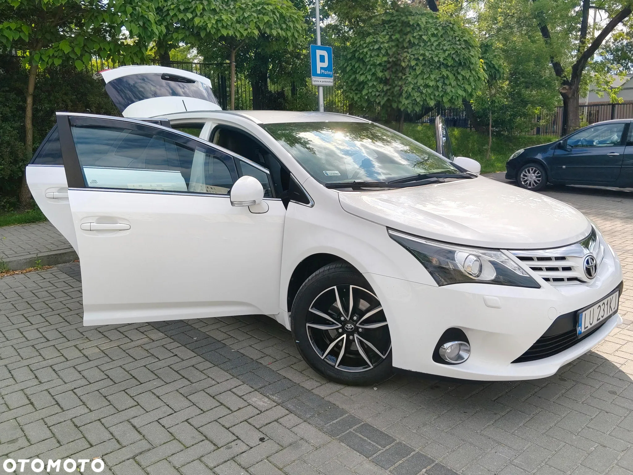 Toyota Avensis - 25