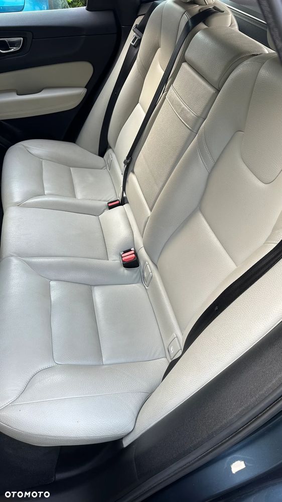 Volvo XC 60 - 26