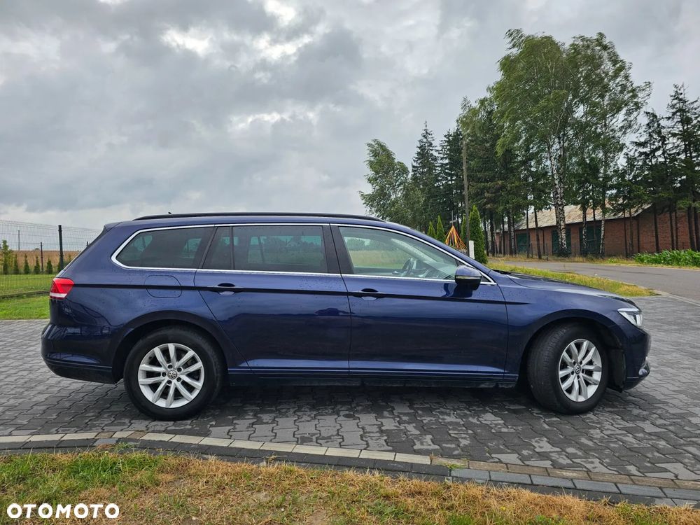 Volkswagen Passat - 2