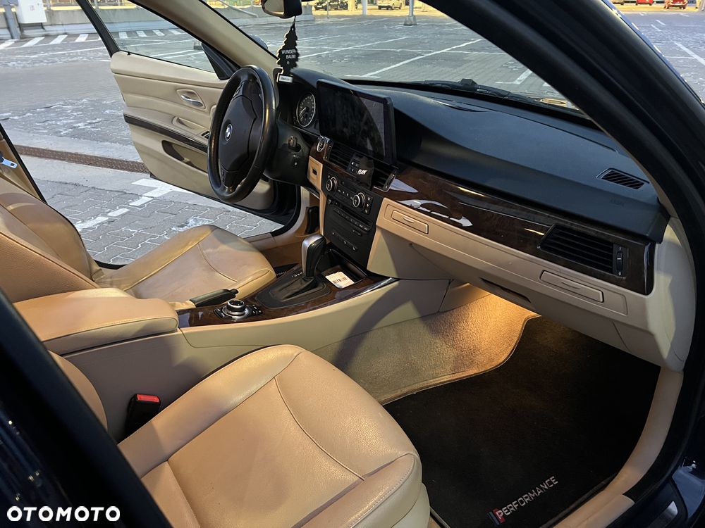 BMW Seria 3 - 17