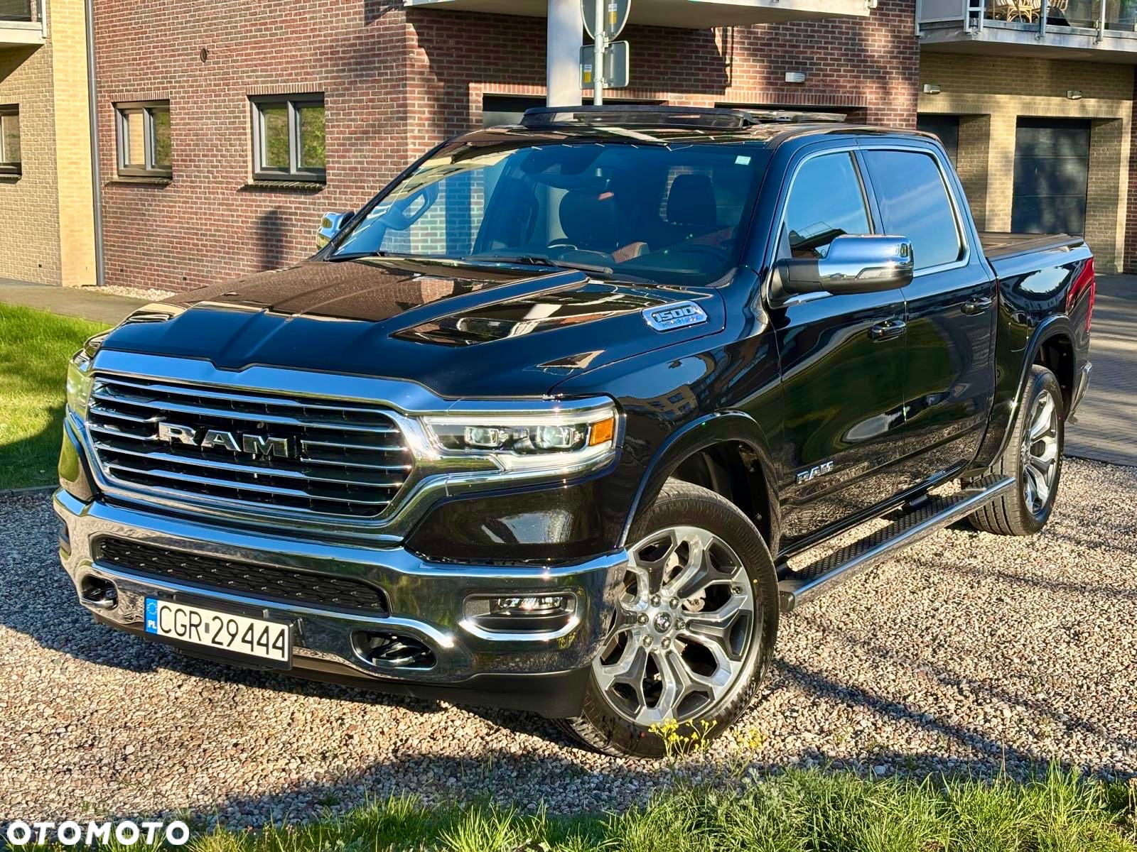 RAM 1500 Crew Cab Longhorn - 13
