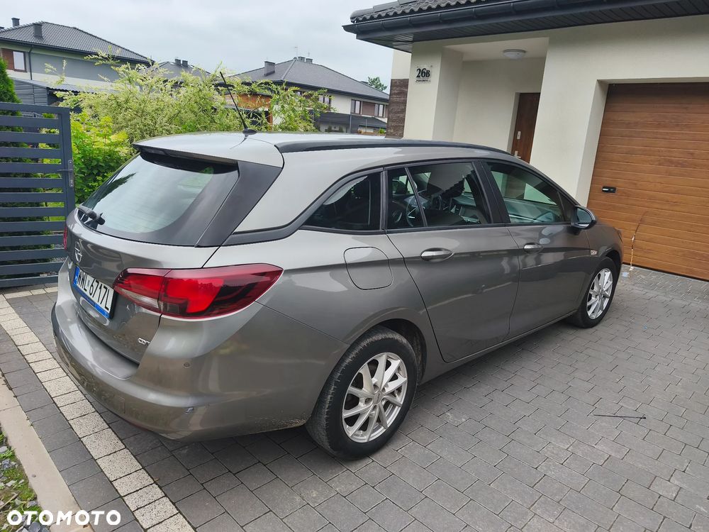 Opel Astra 1.6 CDTI Sport - 4
