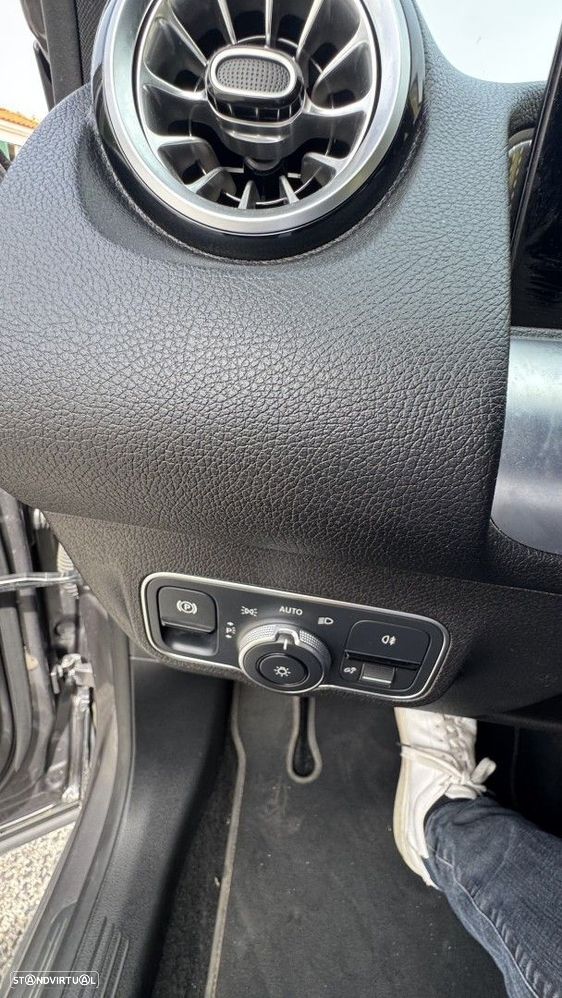 Mercedes-Benz EQB 250 Progressive - 14