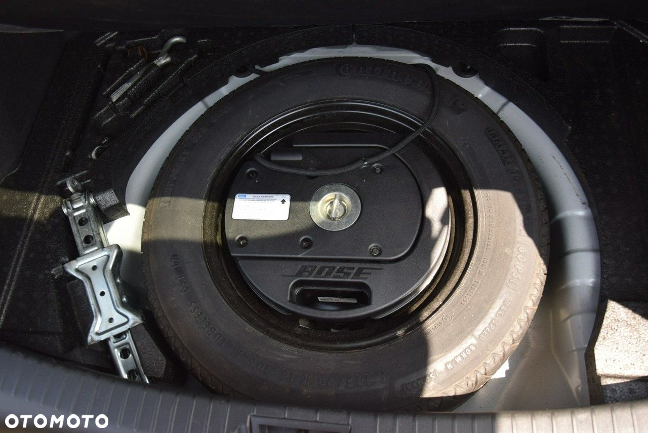 Nissan Qashqai 2.0 dCi 4 x 4 DPF lounge - 18