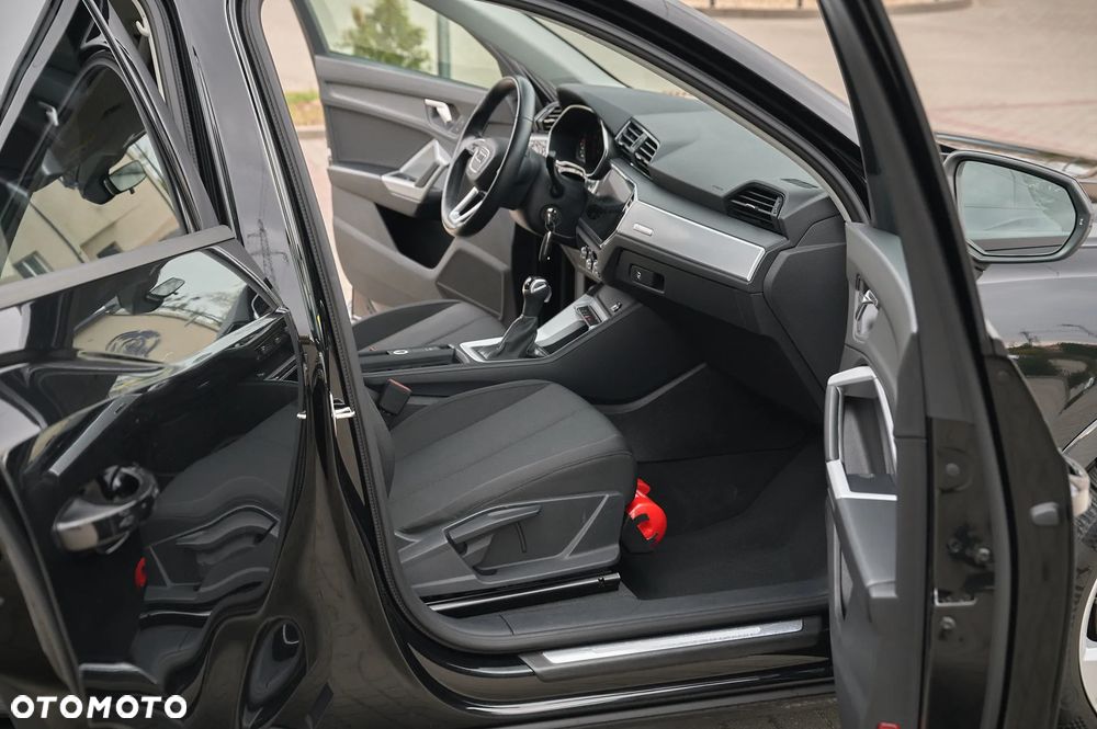 Audi Q3 35 TFSI S tronic - 24