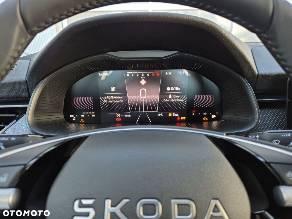 Skoda Kamiq 1.0 TSI Drive - 24