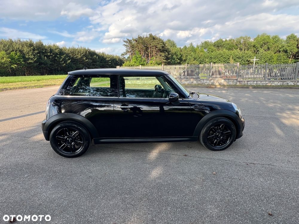 MINI ONE - 10