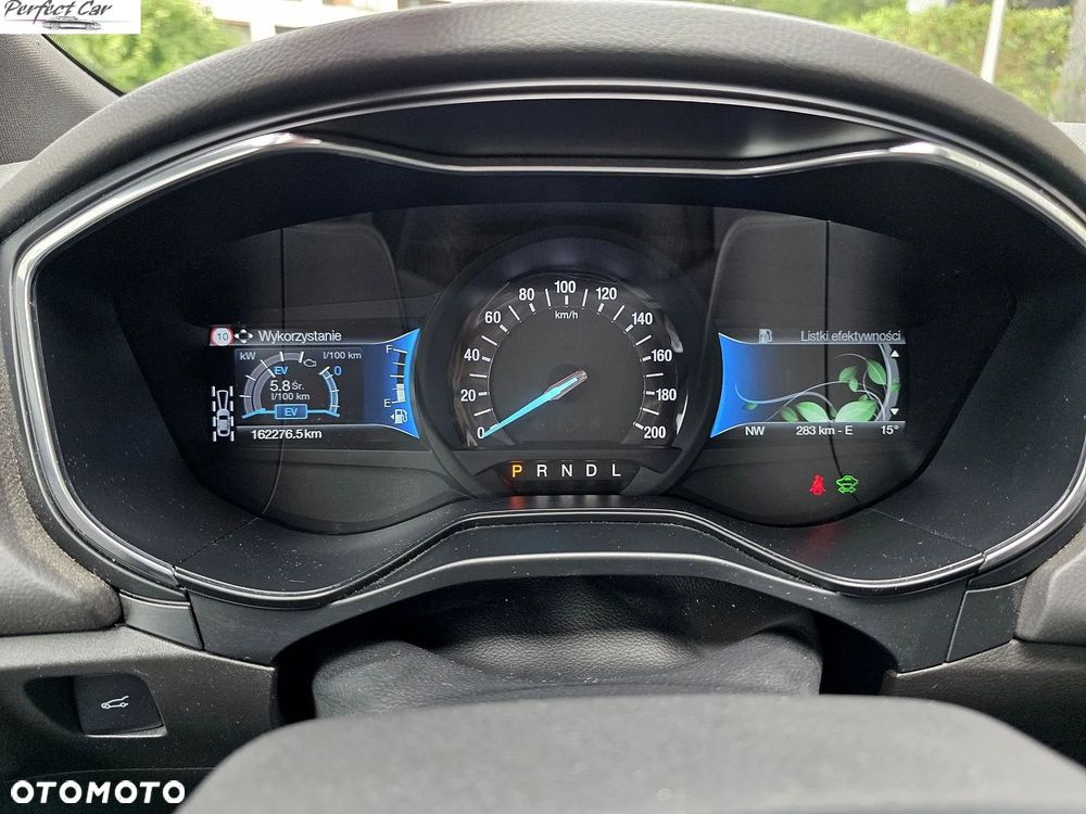 Ford Mondeo SW 2.0 Hybrid ST-Line X - 22
