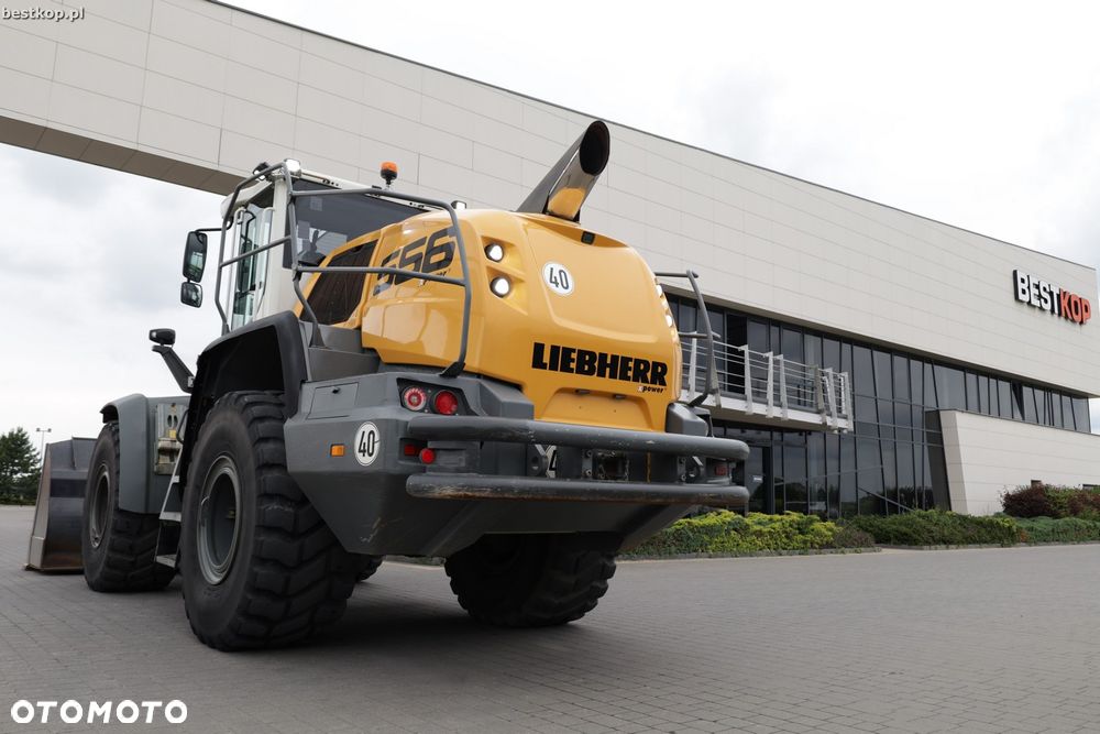 Liebherr 556 XPower - 8