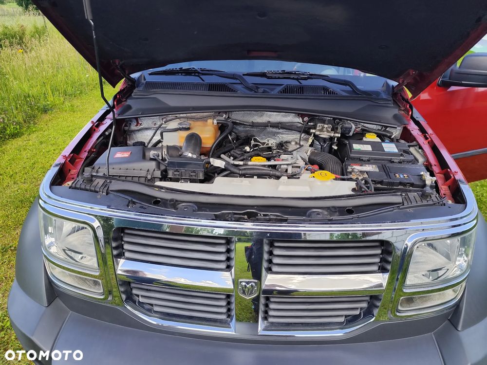 Dodge Nitro 2.8 CRD SE - 12