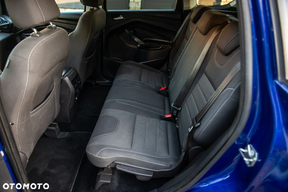 Ford Kuga 2.0 TDCi 4x4 Titanium - 29