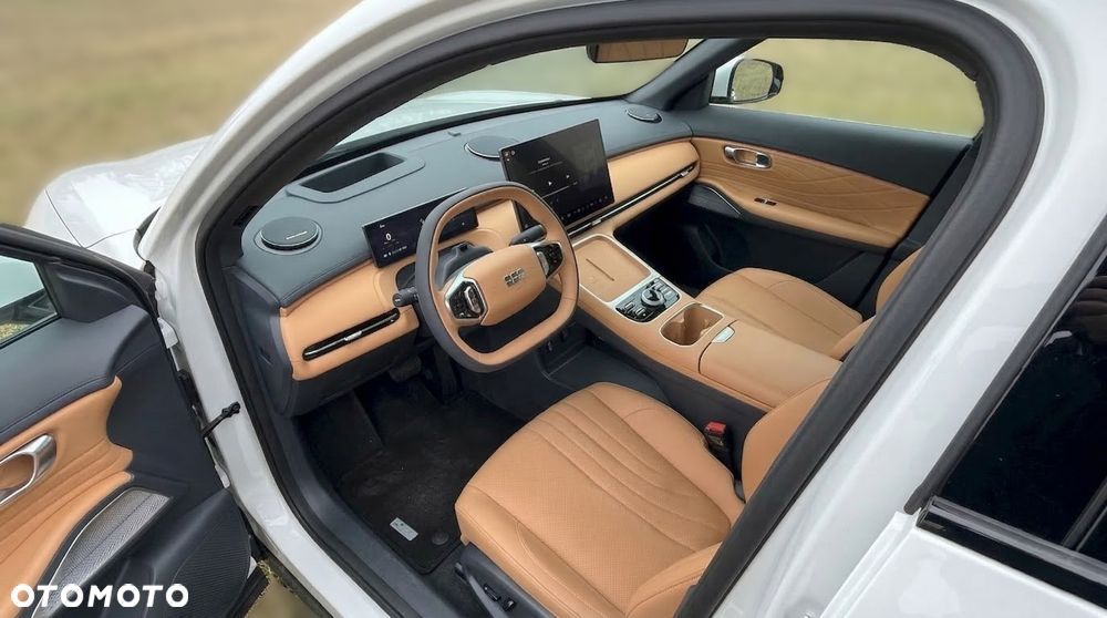 Geely Starray EM-i 1.5 PHEV Max DHT - 12