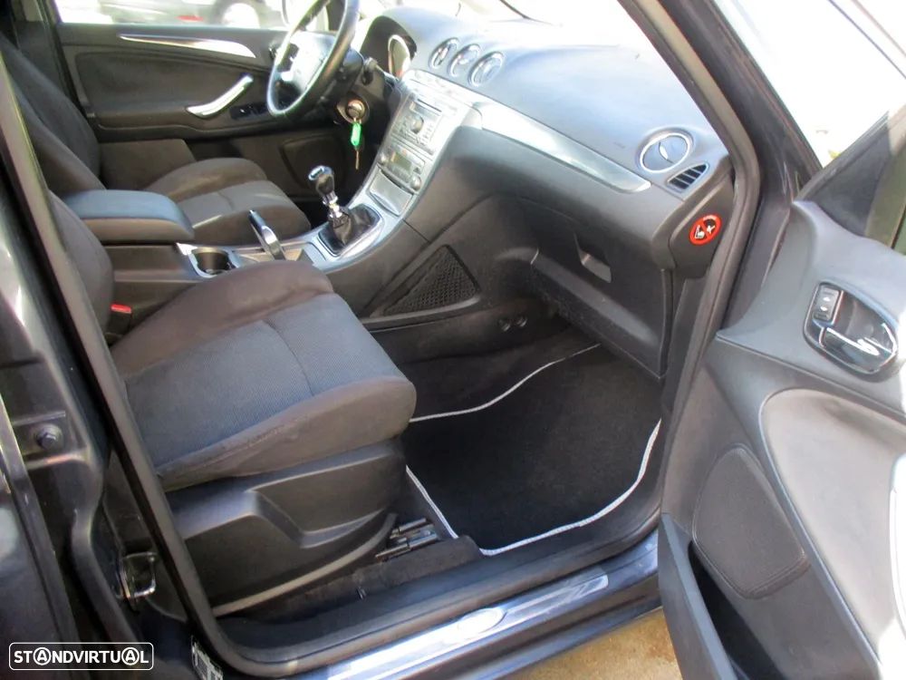 Ford S-Max 1.8 TDCi Trend 7L - 11