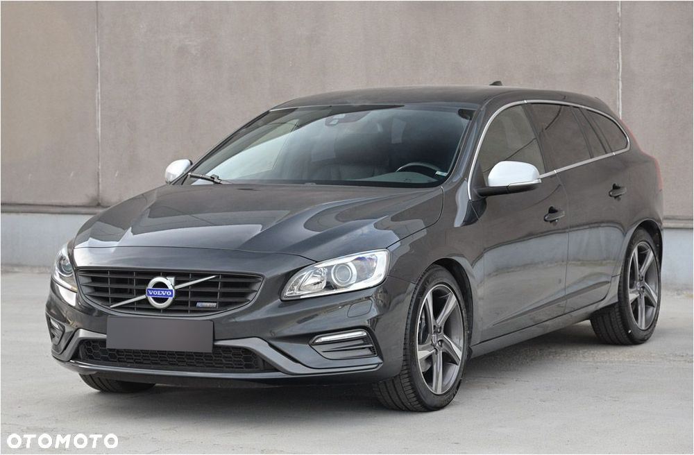 Volvo V60 D4 Geartronic RDesign - 24